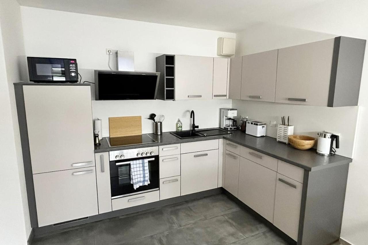 Ferienwohnung An Der Messe *Inkl. Garage* Erfurt Esterno foto